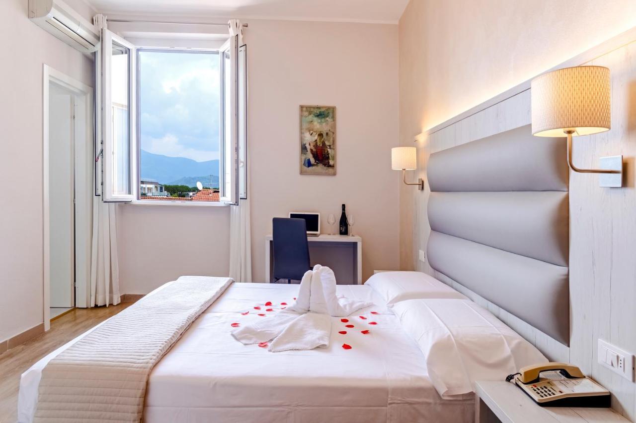 Hotel Biagi & Residence Lido di Camaiore Kültér fotó