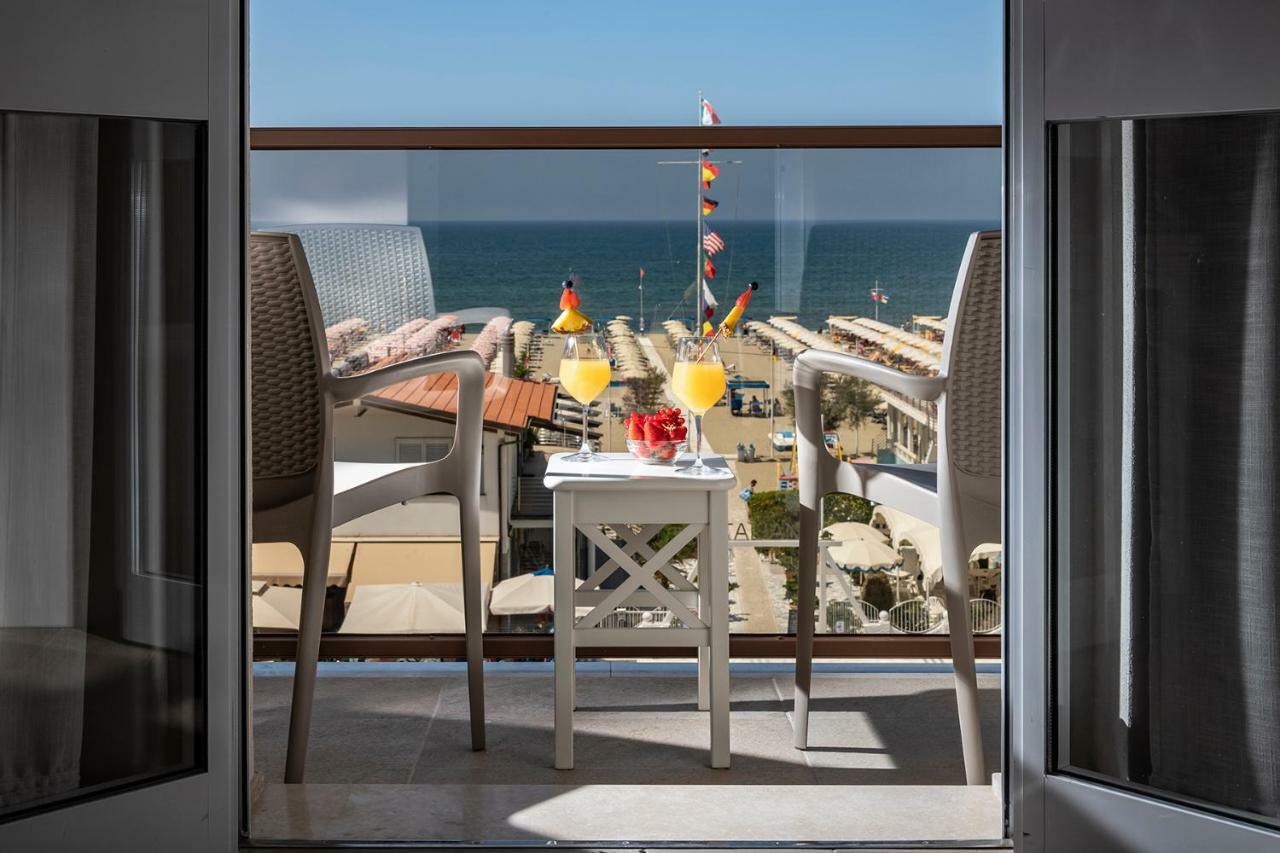 Hotel Biagi & Residence Lido di Camaiore Kültér fotó