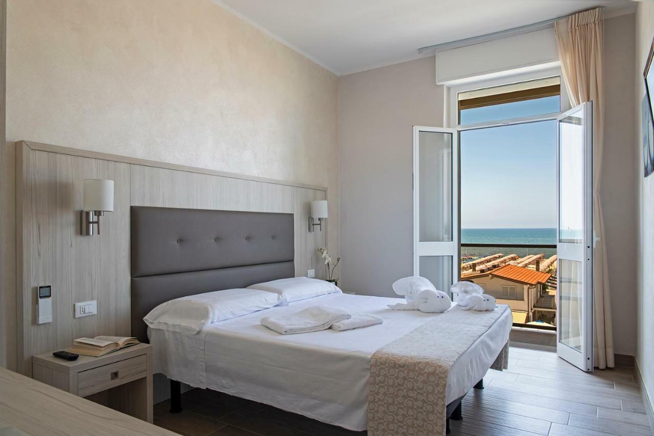 Hotel Biagi & Residence Lido di Camaiore Kültér fotó